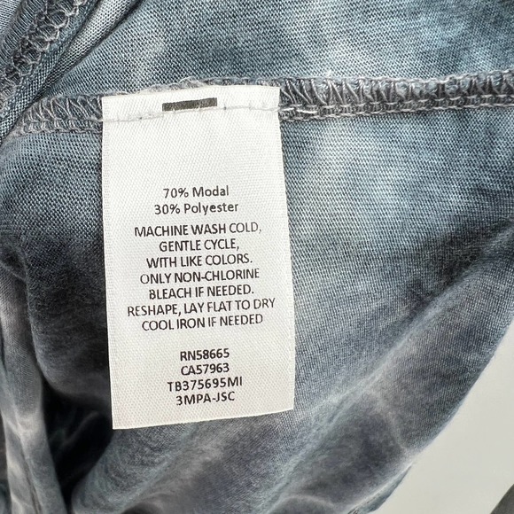 Treasure & Bond Women's Blouson Sleeve Tee Size XXS Black/White Brush Down - Picture 5 of 5